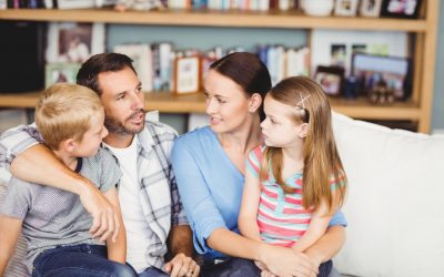 Hoe vertelt u de kinderen dat papa en mama gaan scheiden?